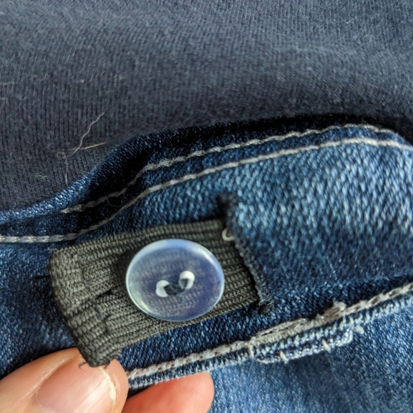 EUC Three Seasons Embellished Adjustable Waist Maternity Jeans Size L - Picture 7 of 12